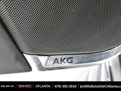 Used 2022 Cadillac Escalade Sport w/ LPO, Illumination Package image 8