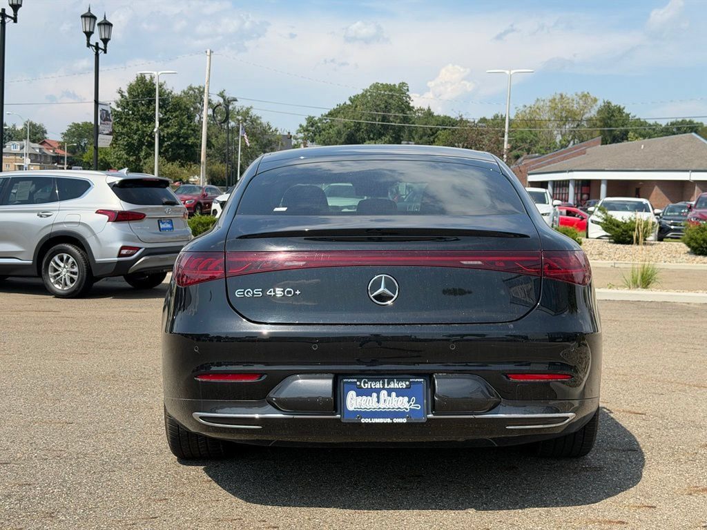 Used 2022 Mercedes-Benz EQS 450+ Sedan image 4