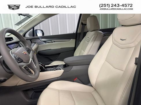 New 2026 Cadillac XT5 Premium Luxury w/ Driver Assist Package FWD image 9