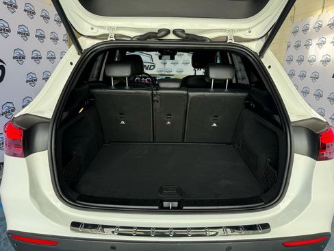 Used 2025 Mercedes-Benz GLA 250 4MATIC w/ Winter Package image 25