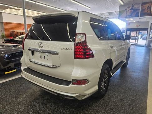 Used 2019 Lexus GX 460 Luxury image 4