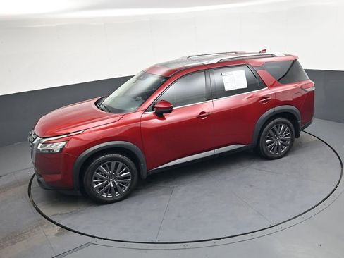 Used 2022 Nissan Pathfinder SL w/ SL Premium Package image 34