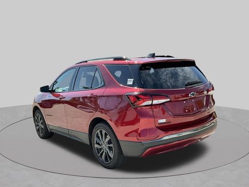 Used 2023 Chevrolet Equinox RS w/ RS Leather Package AWD/4WD image 5