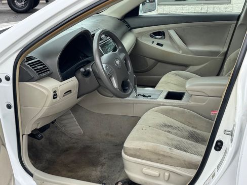 Used 2008 Toyota Camry LE FWD image 12