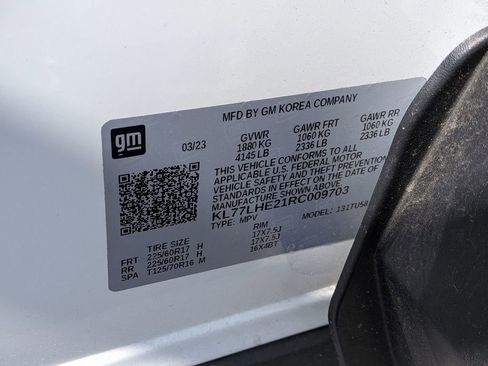 Used 2024 Chevrolet Trax LT w/ Driver Confidence Package image 30