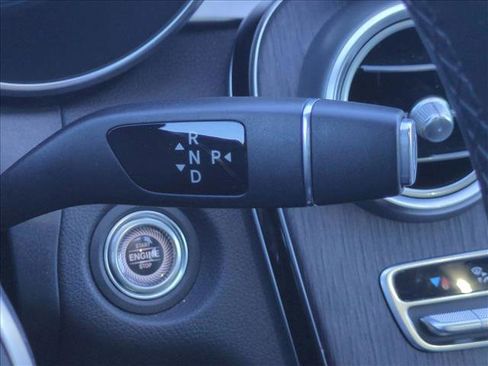 Used 2019 Mercedes-Benz C 300 4MATIC Sedan image 12