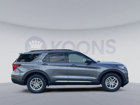 New 2025 Ford Explorer Active w/ Active Comfort Package image 8