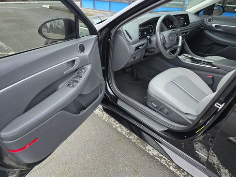 Used 2020 Hyundai Sonata SEL w/ Convenience Package image 11
