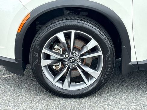 Used 2023 INFINITI QX60 Luxe w/ Cargo Package FWD image 11