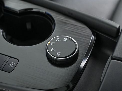 Used 2023 Nissan Rogue SL w/ SL Premium Package image 21