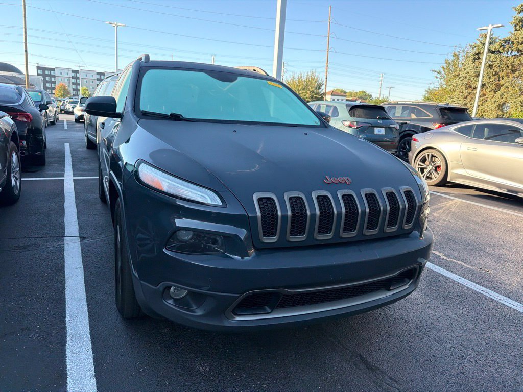 Used 2017 Jeep Cherokee 75th Anniversary AWD/4WD image 5