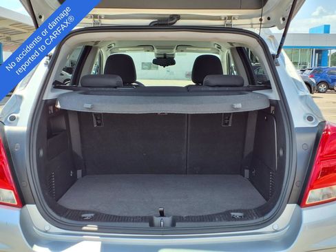 Used 2018 Chevrolet Trax LT FWD image 11