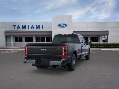 New 2026 Ford F250 Lariat image 8