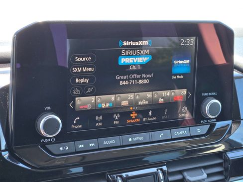 Used 2024 Nissan Pathfinder SV FWD image 24