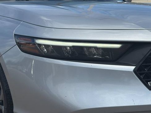 Used 2023 Honda Accord EX image 28