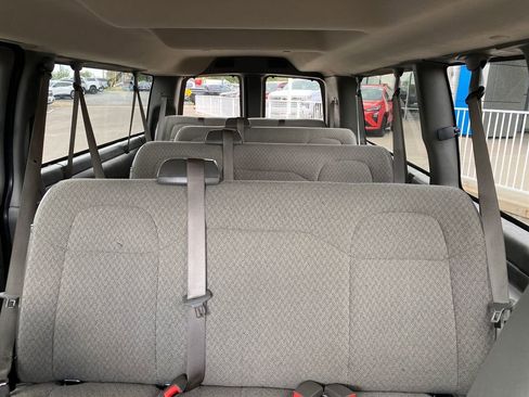 Used 2025 Chevrolet Express 3500 LT w/ LT Preferred Equipment Group RWD image 30
