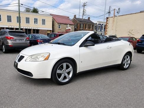 Used 2007 Pontiac G6 GT w/ Premium Package FWD image 3