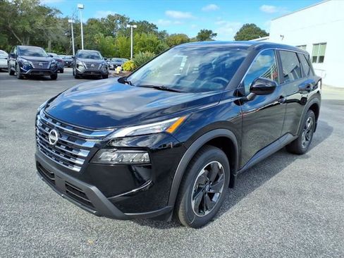 New 2026 Nissan Rogue SV FWD image 4