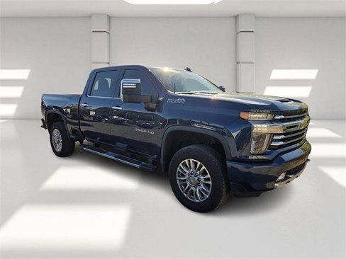 Certified 2022 Chevrolet Silverado 3500 High Country w/ Z71 Off-Road Package image 3