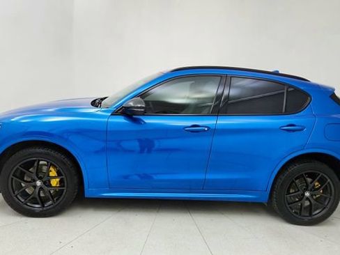 Used 2020 Alfa Romeo Stelvio Ti w/ Nero Edizione image 3