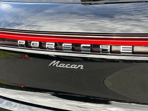 New 2026 Porsche Macan image 31