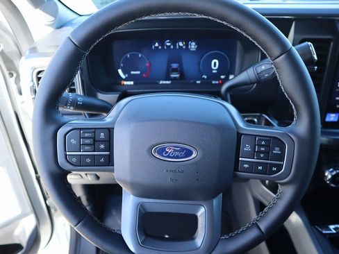 New 2026 Ford F250 Lariat w/ Black Appearance Package AWD/4WD image 3