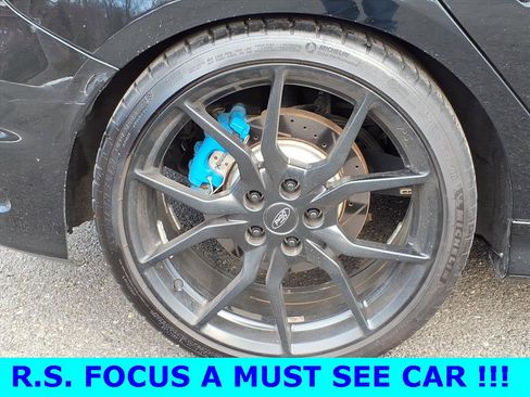 Used 2017 Ford Focus RS image 9