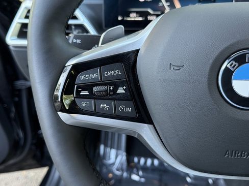 Used 2025 BMW 330i Sedan w/ Convenience Package image 23