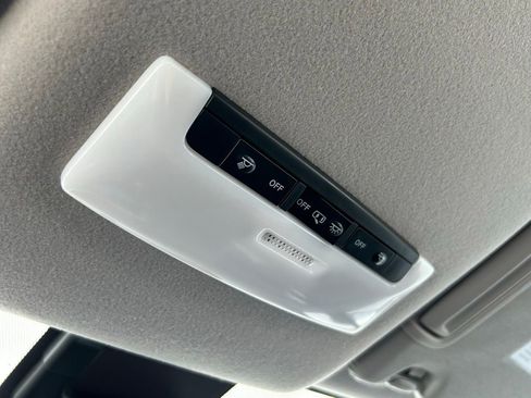 New 2025 Nissan Versa S w/ Trunk Package image 48