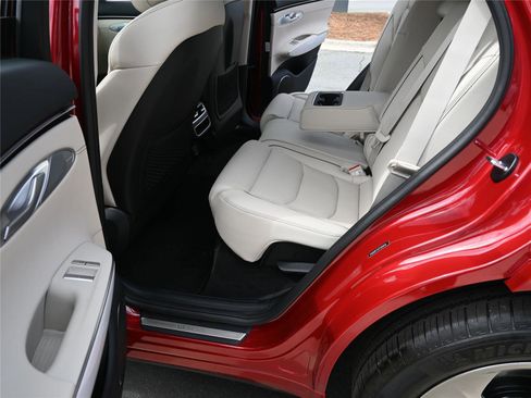 New 2026 Genesis GV70 2.5T Advanced image 30