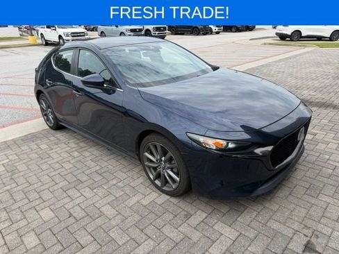 Used 2019 MAZDA MAZDA3 Hatchback w/ Preferred Package FWD image 1