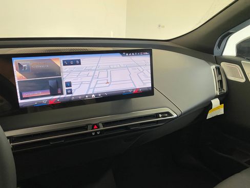 New 2026 BMW iX xDrive60 w/ M Sport Package image 23
