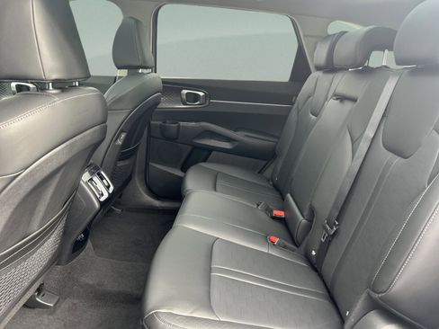 New 2026 Kia Sorento S w/ S Panoramic Sunroof Package image 32