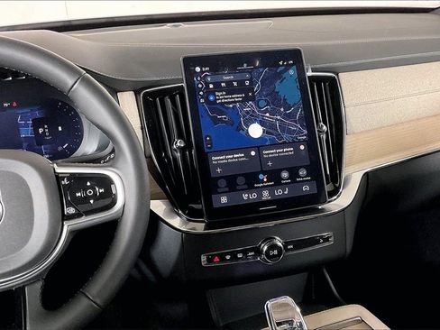 New 2026 Volvo XC90 B5 Plus w/ Protection Package image 5