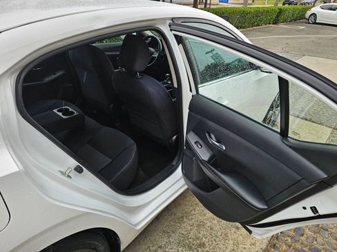 Used 2021 Nissan Sentra SV image 20