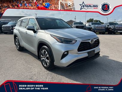 Used 2023 Toyota Highlander XLE