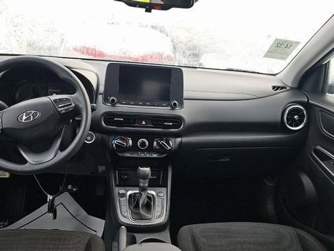 Used 2023 Hyundai Kona SEL image 6