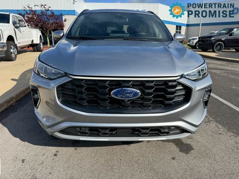 Used 2023 Ford Escape ST-Line Elite w/ Premium Technology Package AWD/4WD image 2