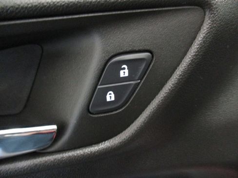 Used 2024 Chevrolet Trax LS image 16