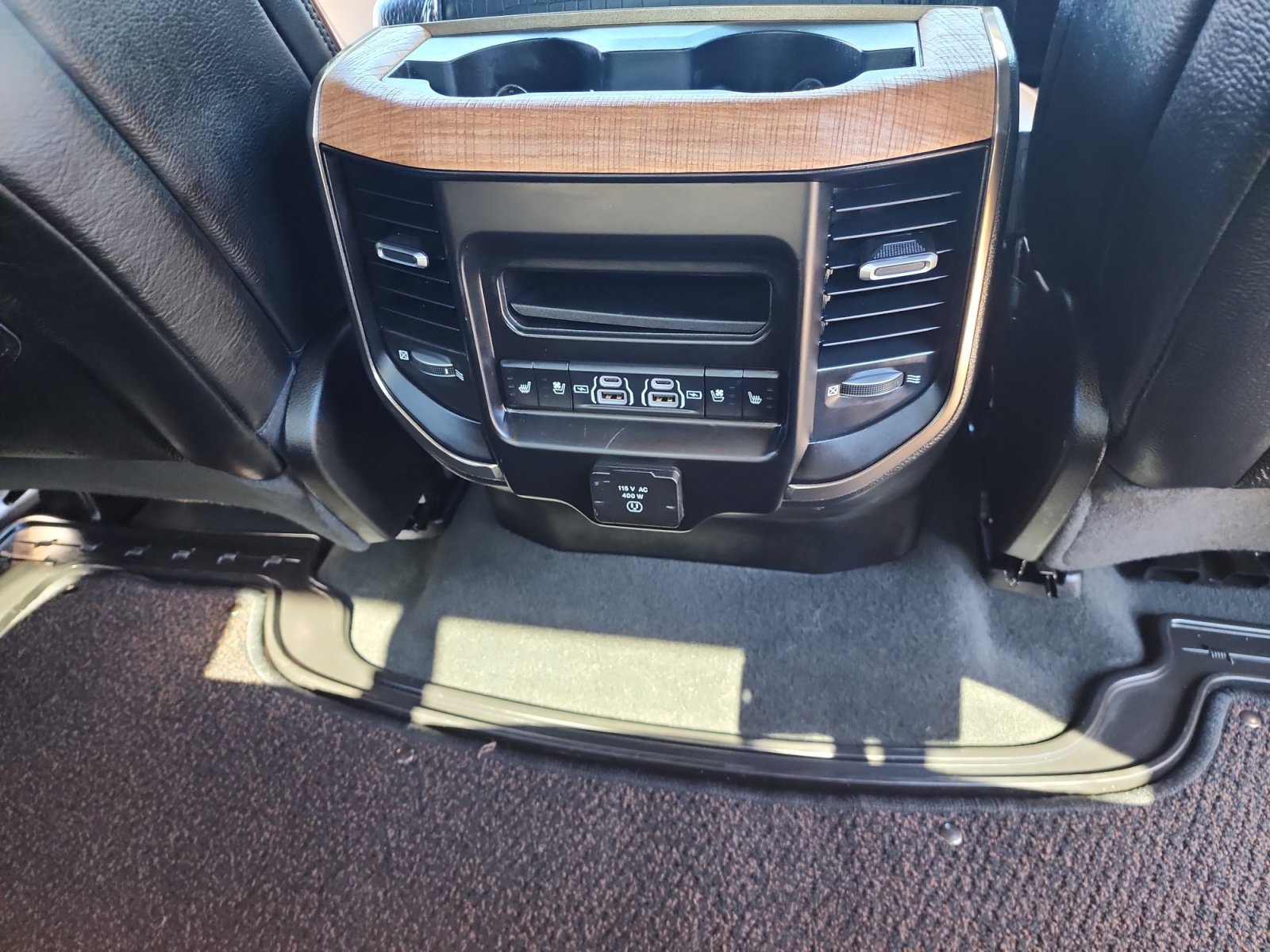 Used 2023 RAM 1500 Limited AWD/4WD image 16