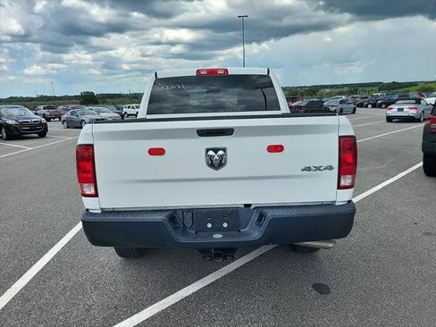 Used 2019 RAM 1500 4x4 Crew Cab Classic image 20
