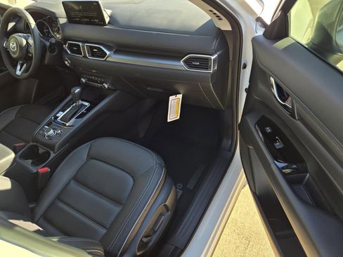 New 2025 MAZDA CX-5 AWD 2.5 S w/ Preferred Package image 6