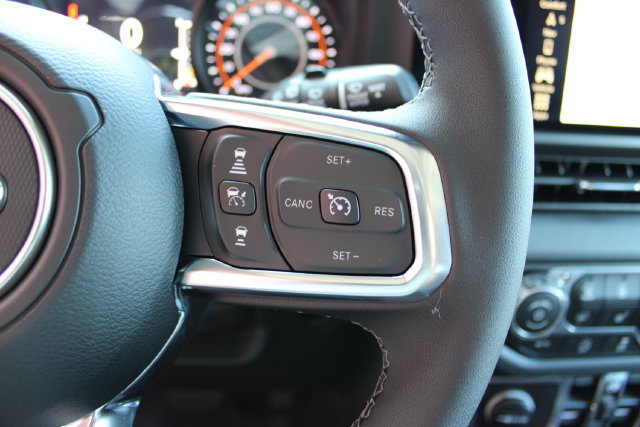 New 2026 Jeep Wrangler Unlimited Sahara AWD/4WD image 20