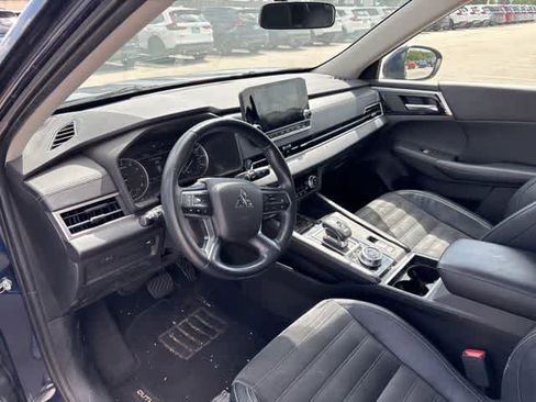 Used 2022 Mitsubishi Outlander SE FWD image 9