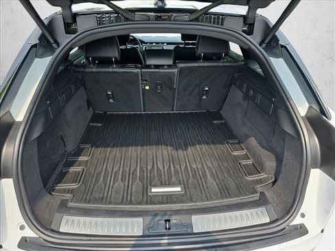 Used 2023 Land Rover Range Rover Velar S AWD/4WD image 12