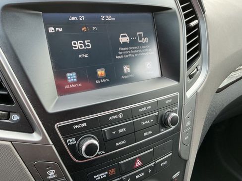 Used 2018 Hyundai Santa Fe Sport w/ 2.4L Value Package 02 image 24