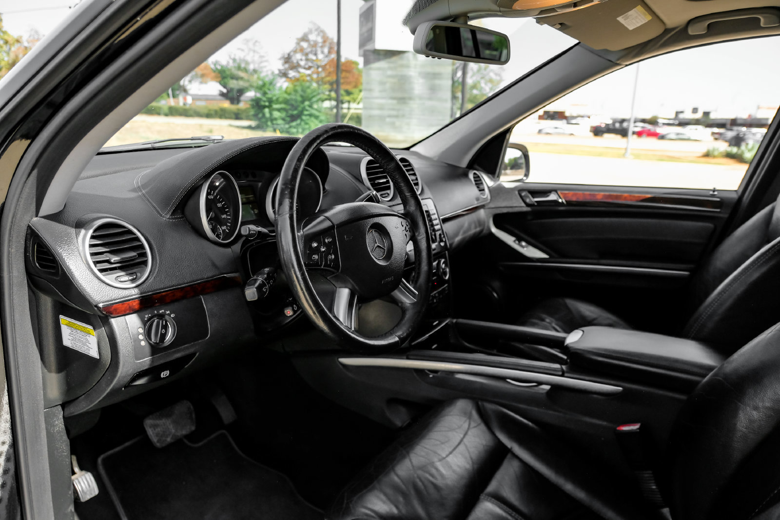 Used 2008 Mercedes-Benz GL 550 4MATIC image 3