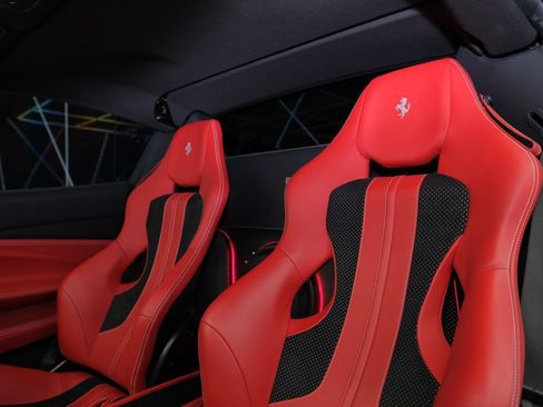 Used 2023 Ferrari F8 Tributo RWD image 14