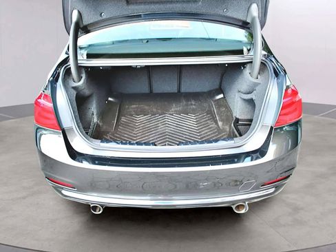 Used 2017 BMW 340i xDrive Sedan image 5