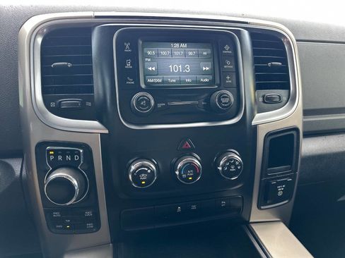 Used 2013 RAM 1500 Lone Star image 18